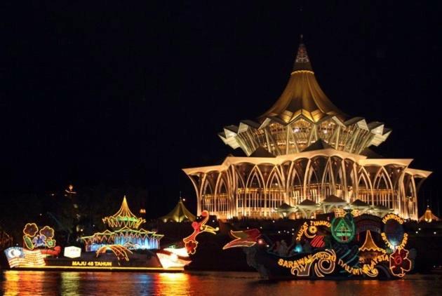 Riverview Home @Waterfront Kch Kuching Exterior foto