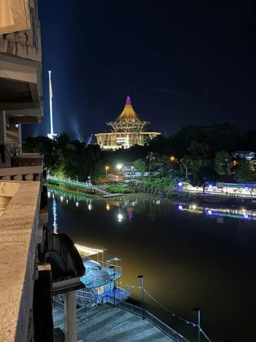 Riverview Home @Waterfront Kch Kuching Exterior foto